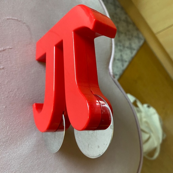 Pizza Pi Cutter NuOp Design - Red - Picture 3 of 5